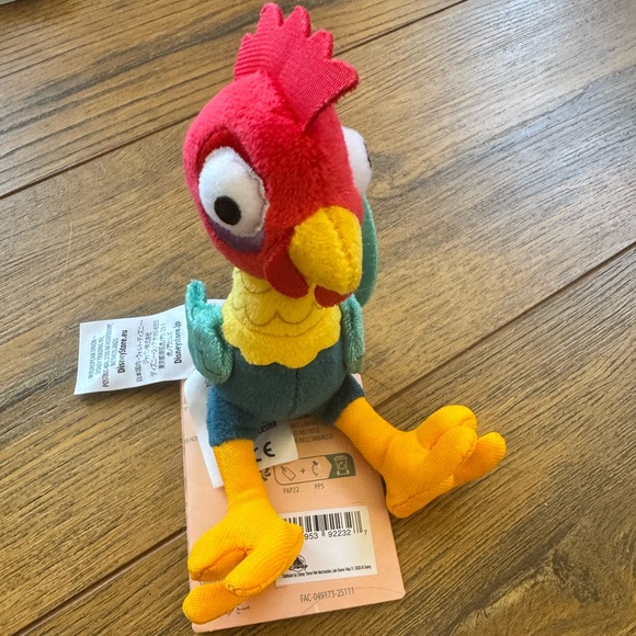Disney Accessories - Disney Parks Shoulder Pal - HeiHei